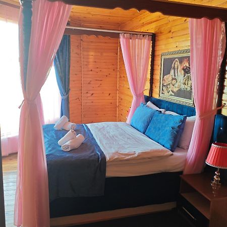 Kungut Hotel & Restaurant Şǝki Extérieur photo