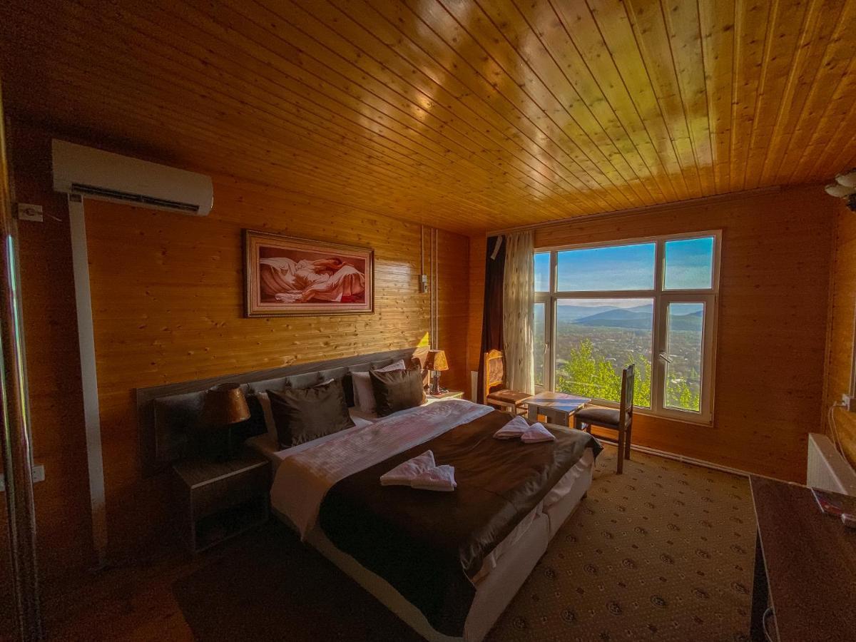 Kungut Hotel & Restaurant Şǝki Extérieur photo
