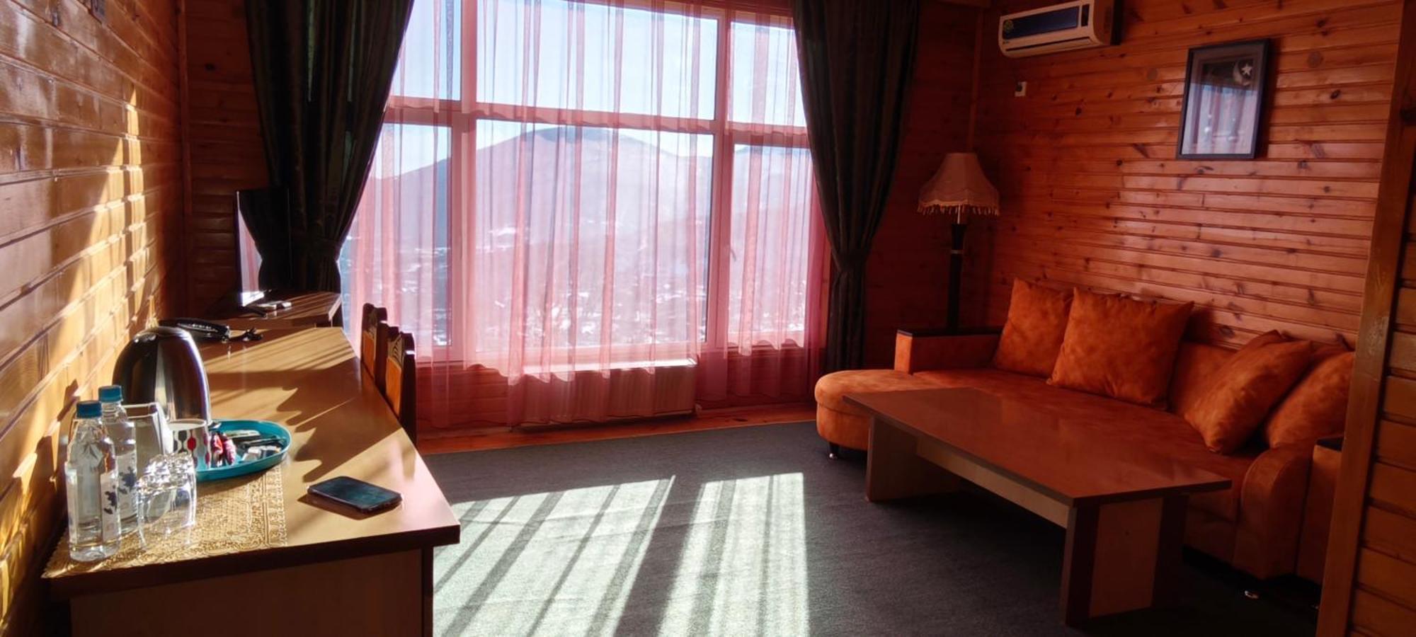 Kungut Hotel & Restaurant Şǝki Extérieur photo