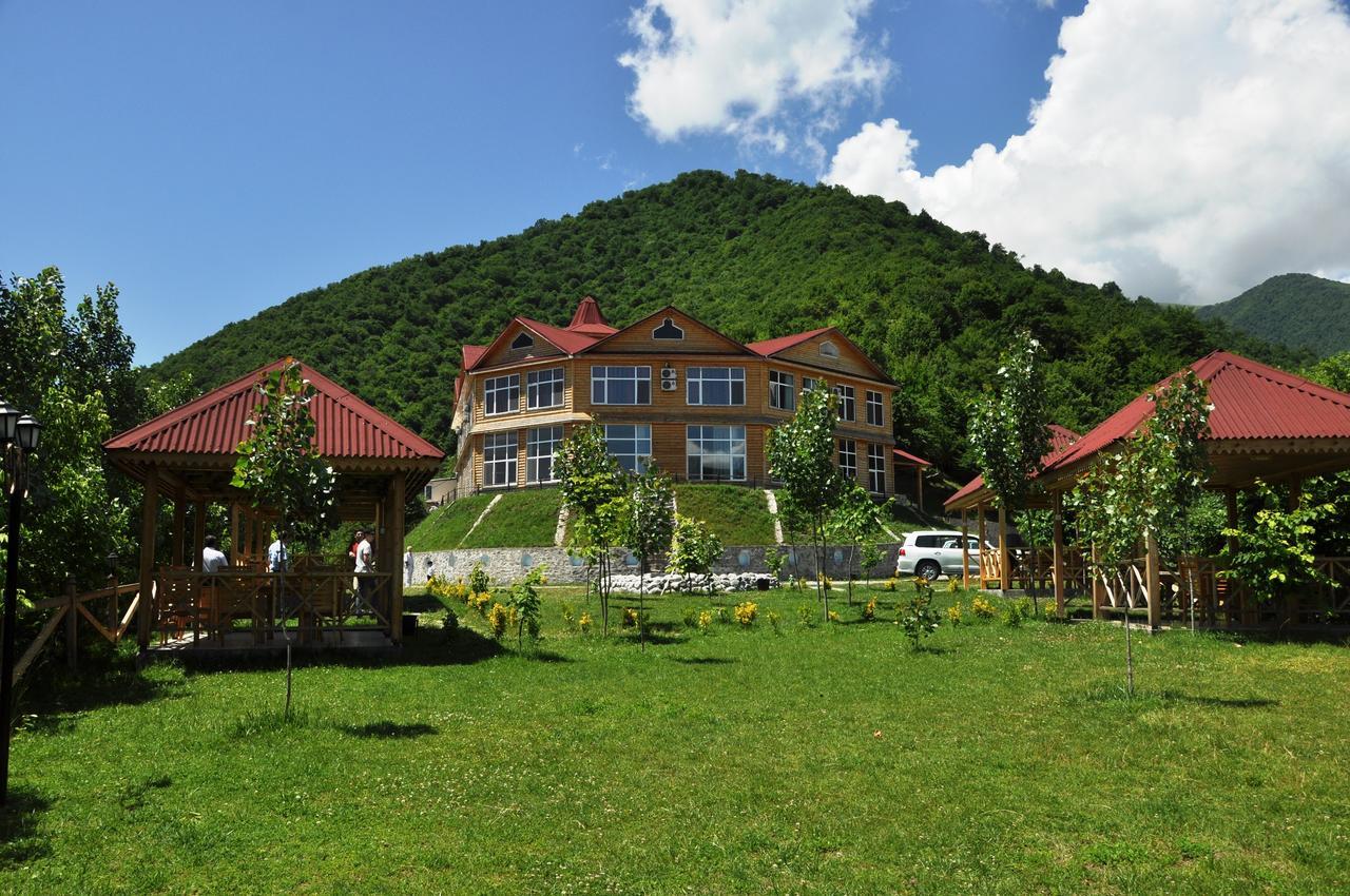 Kungut Hotel & Restaurant Şǝki Extérieur photo